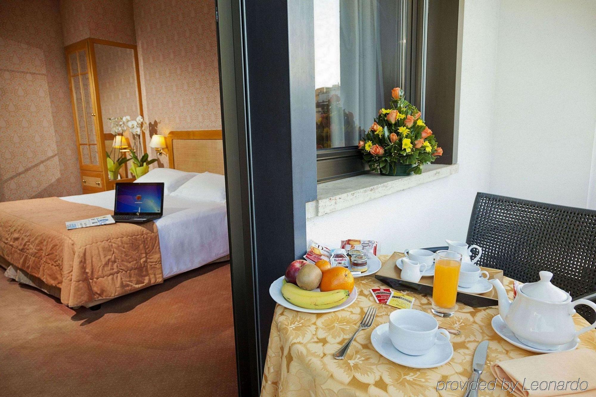 Polo Hotel Рим Экстерьер фото